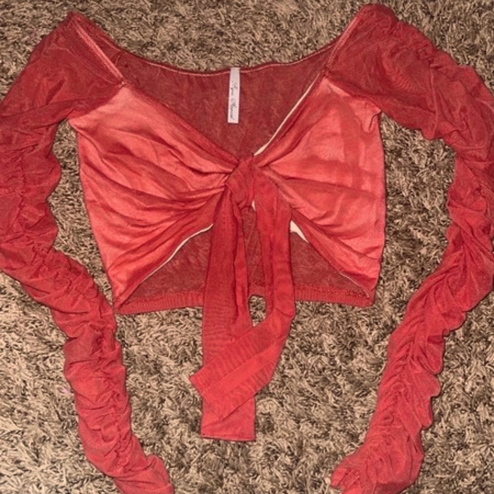 Cropped long sleeve